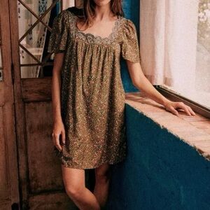 ISO Sezane Caitlin dress size 6,8 or 10 please help!
